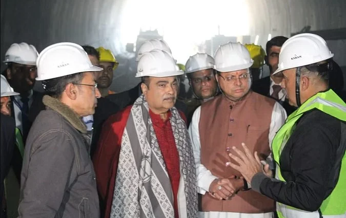 Uttrakhand राज्य: Nitin Gadkari के मोर्चे पर उतरते ही बिखराव समाप्त हो गया, Silkyara Tunnel Accident बचाव अभियान ने सही दिशा पकड़ी,