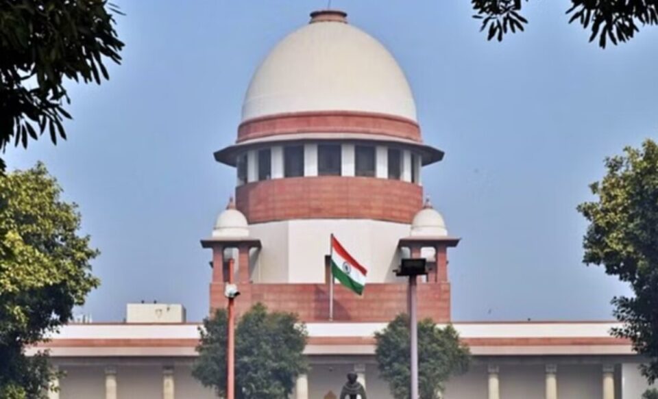 Delhi: राउस एवेन्यू में दिल्ली High Court को आवंटित भूमि पर आम आदमी पार्टी का कार्यालय बनाया गया...Supreme Court को हैरानी