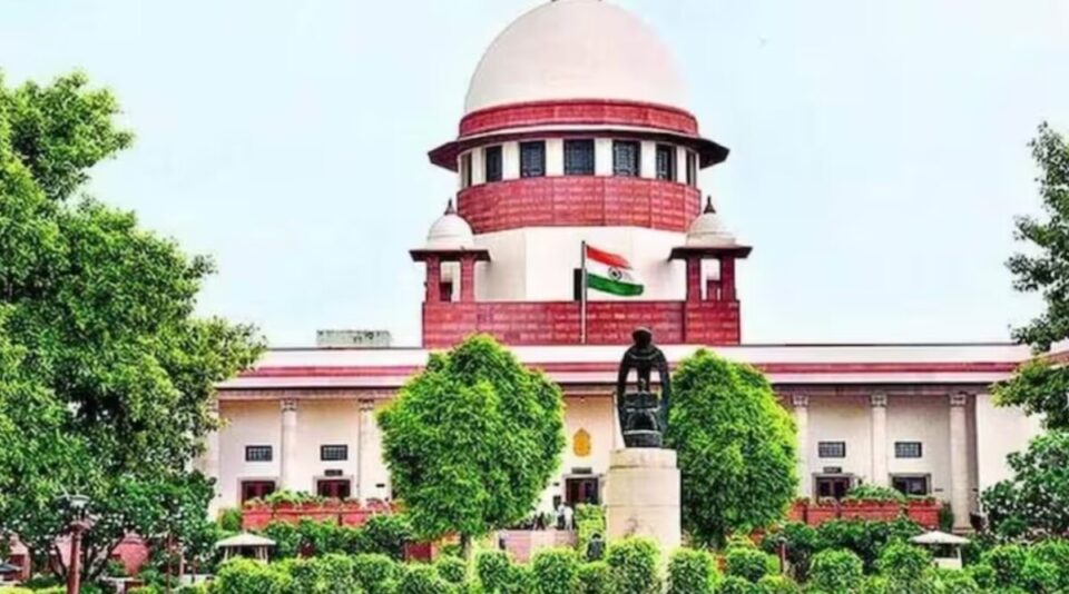 Supreme Court का आलम: AMU के अल्पसंख्यक स्थिति पर निर्णय के इंतजार में